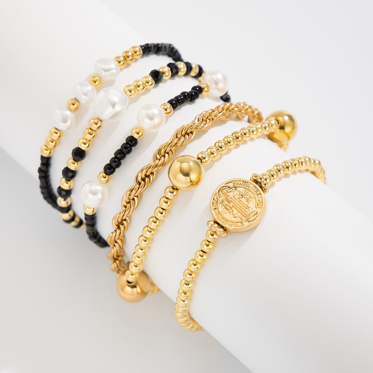 6 Pcs Pattern Round Disk Pearl Charm Crystal Seed Beaded Bracelet Set - ArtGalleryZen