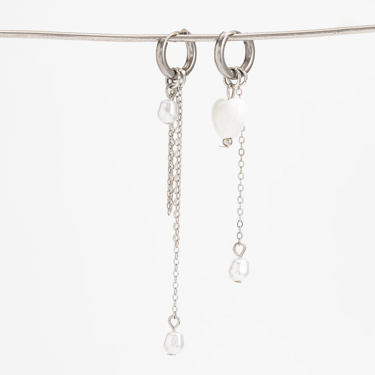 Chic Heart Pearl Tassel Huggie Hoop Earrings