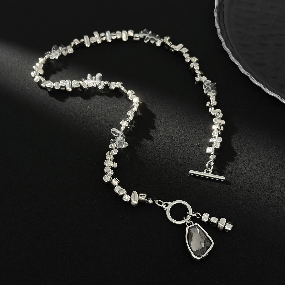 Chic Toggle Clasp Rhinestone Pendant Pearl Irregular Beaded Necklace