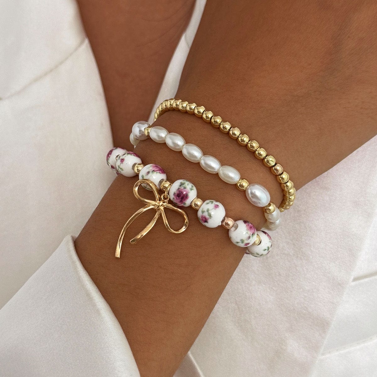 Baroque 3pcs Bowknot Pendant Pearl Floral Acrylic Beaded Bracelet Set - ArtGalleryZen