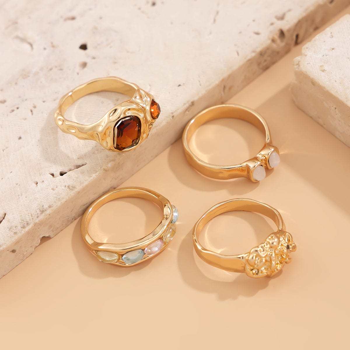 Baroque 4Pcs Crystal Rhinestone Inlaid Carved Pattern Ring Set - ArtGalleryZen