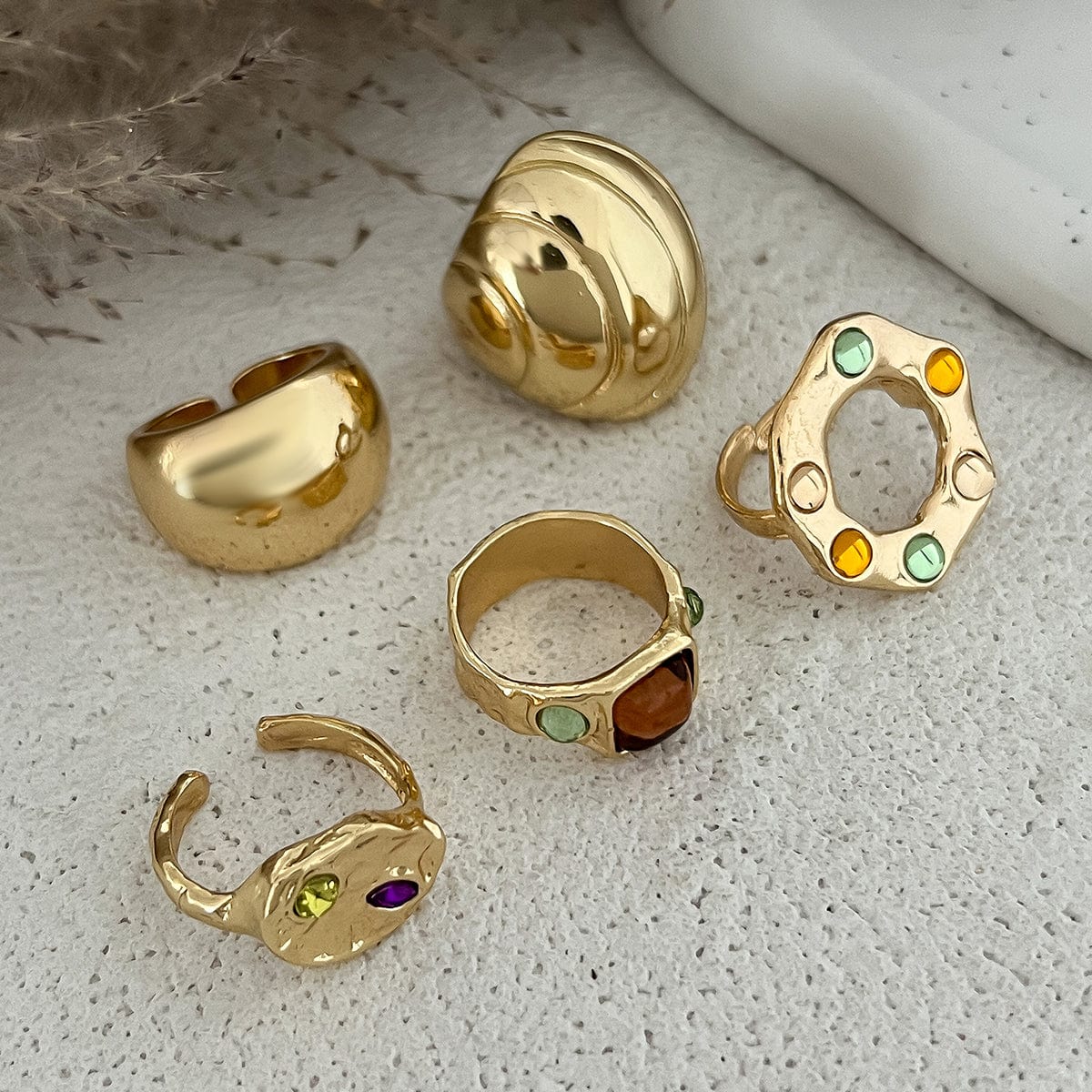 Baroque 5pcs Rhinestone Inlaid Hollow Chunky Ring Set - ArtGalleryZen