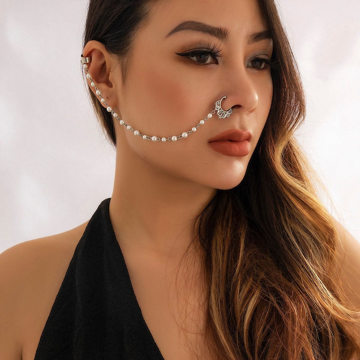 Bohemia No Piercing Nose To Ear Pearl Chain - ArtGalleryZen