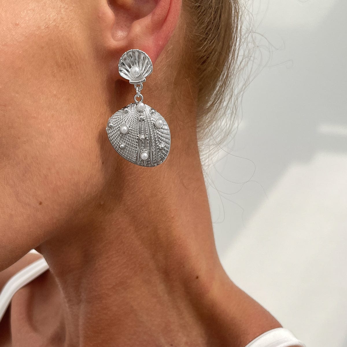 Boho Pearl Inlaid Shell Dangle Earrings - ArtGalleryZen