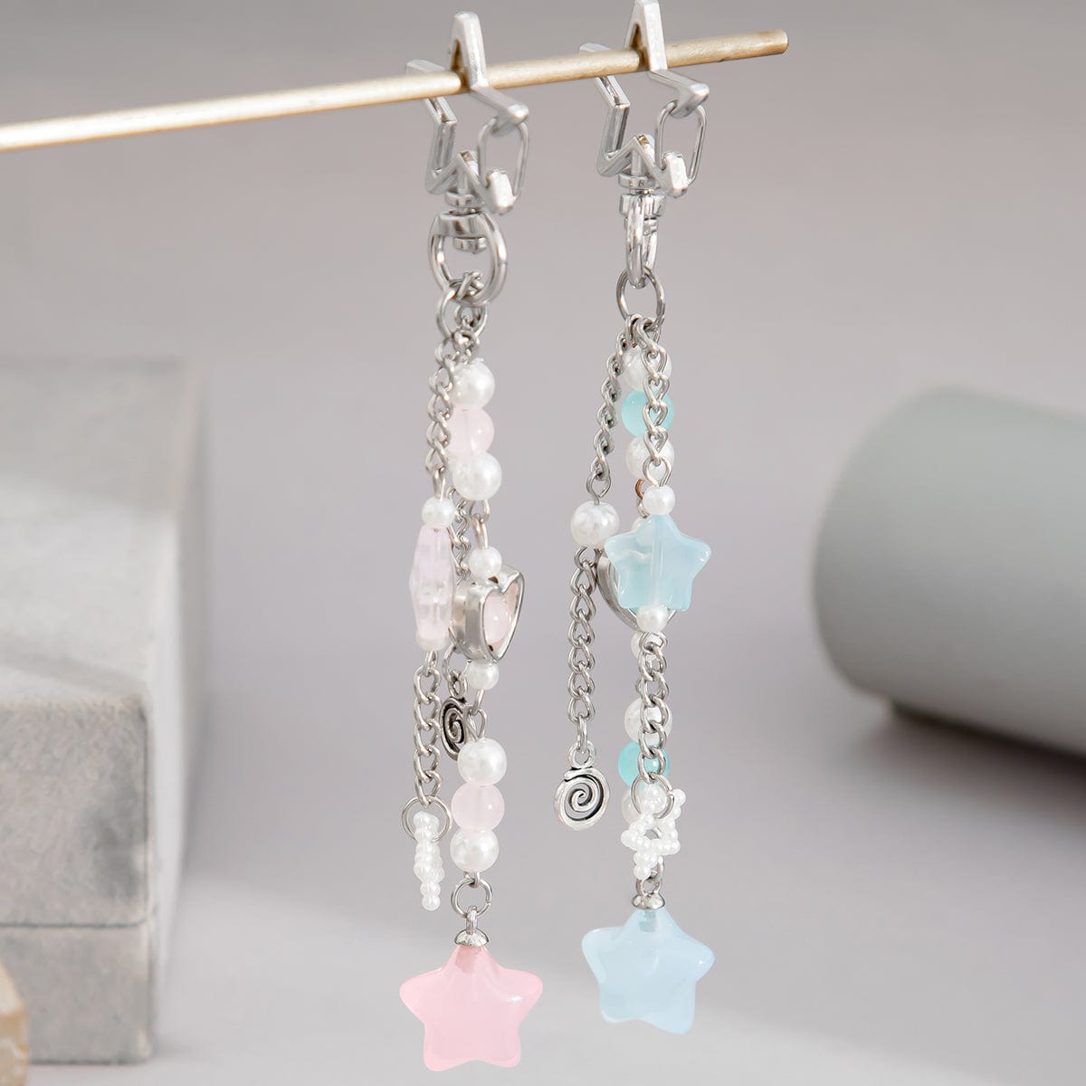 Chic 2pcs Start Heart Pearl Charm Keychain Set - ArtGalleryZen
