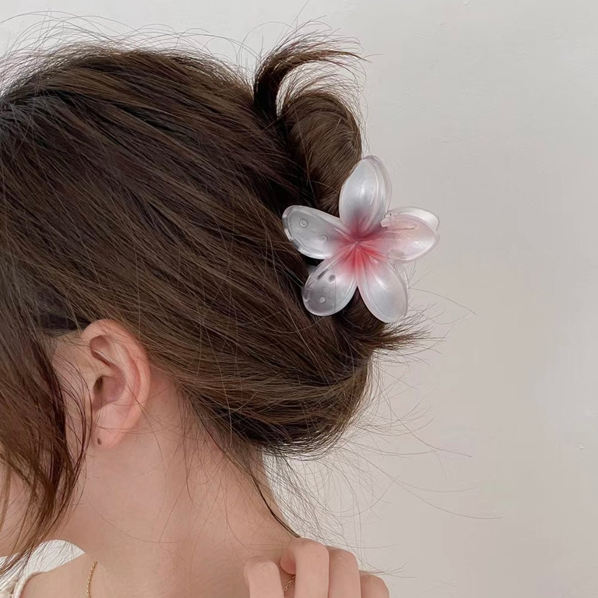 Chic 3Pcs Gradient Flower Hair Clip Hair Claw Set - ArtGalleryZen