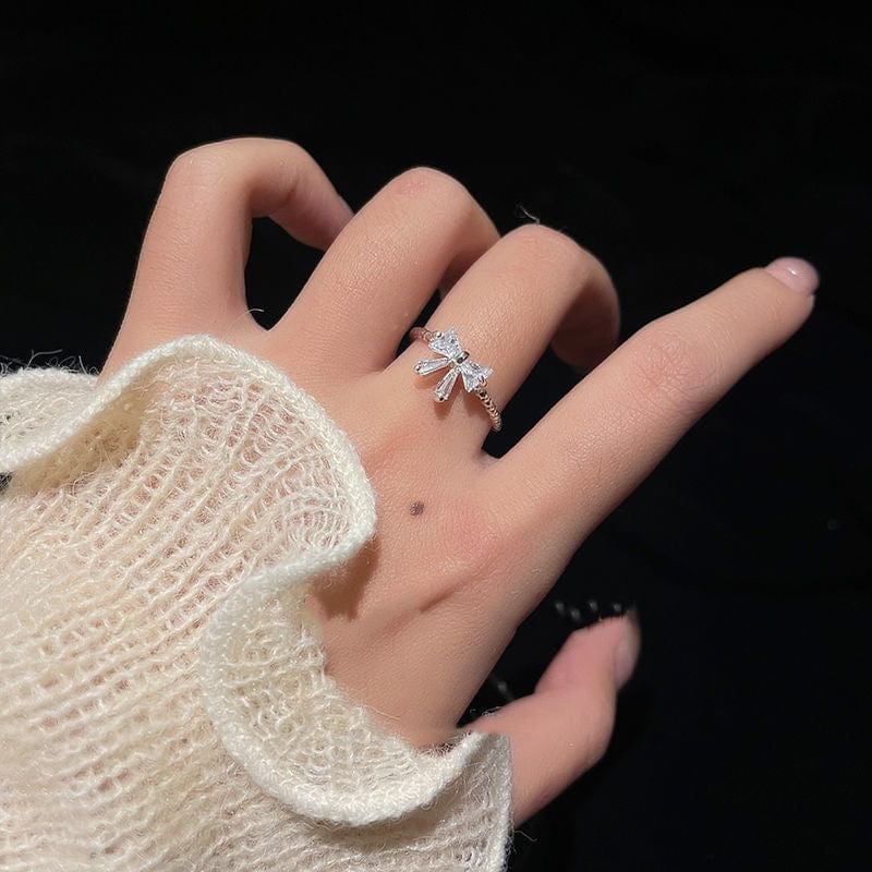 Chic Adjustable Crystal Bowknot Ring - ArtGalleryZen