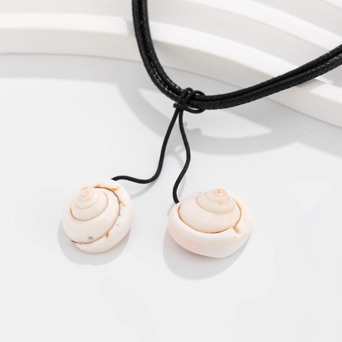 Chic Boho Shell Pendant Wax Cord String Necklace - ArtGalleryZen