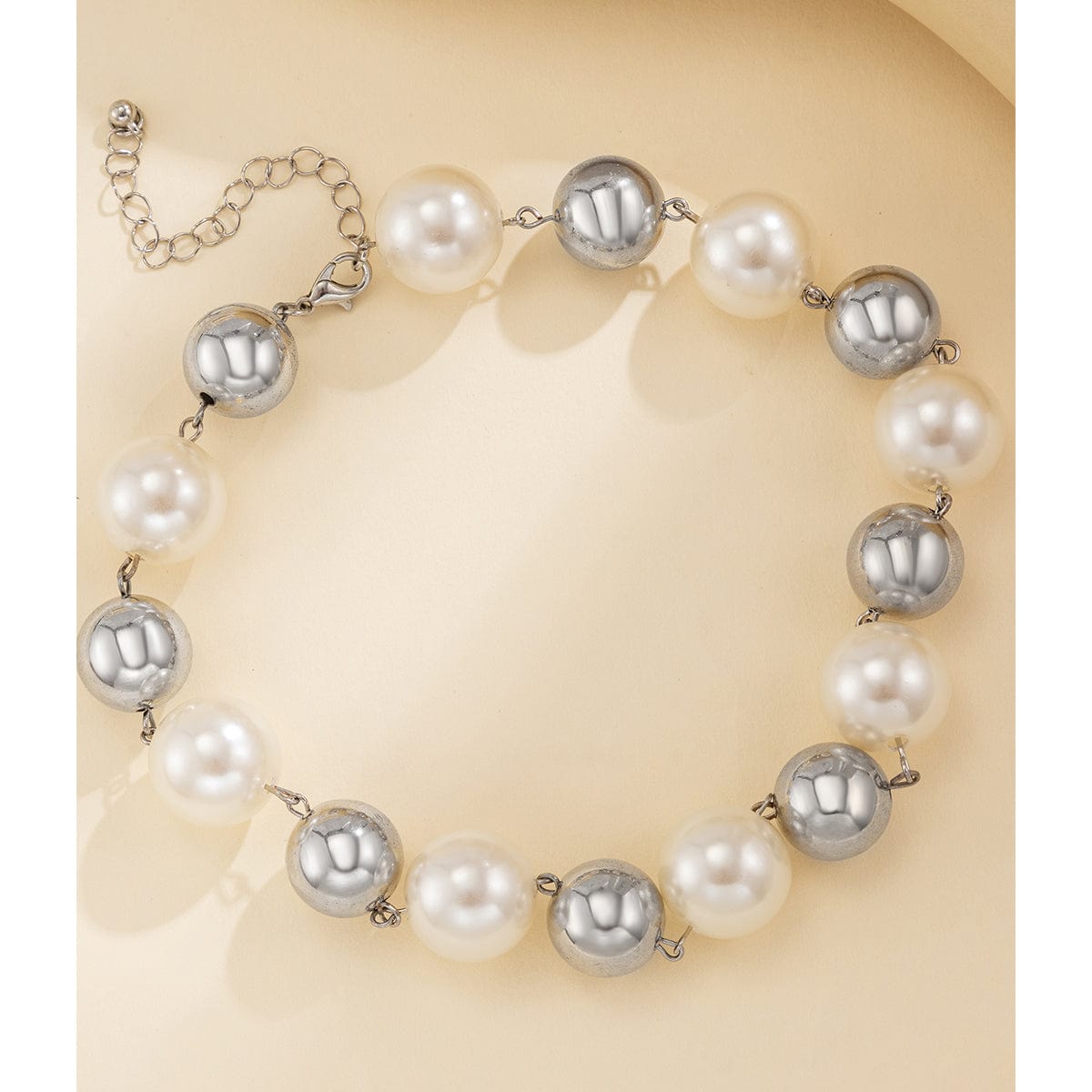 Chic Chunky Two Tone Pearl Chain Choker Necklace - ArtGalleryZen
