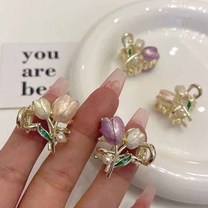 Chic Colorful Enamel Pearl Charm Tulip Hair Clip - ArtGalleryZen