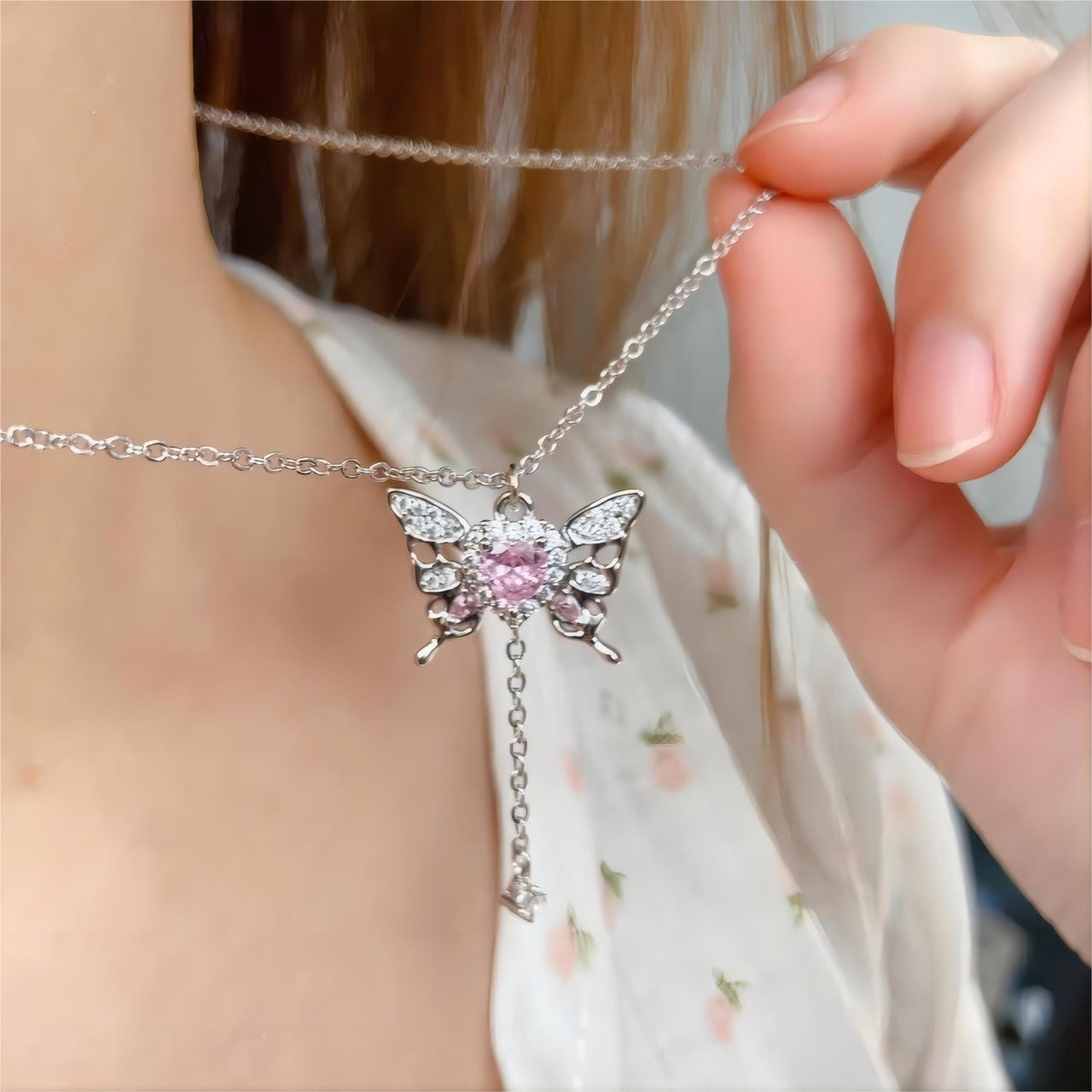 Chic CZ Inlaid Butterfly Heart Necklace - ArtGalleryZen