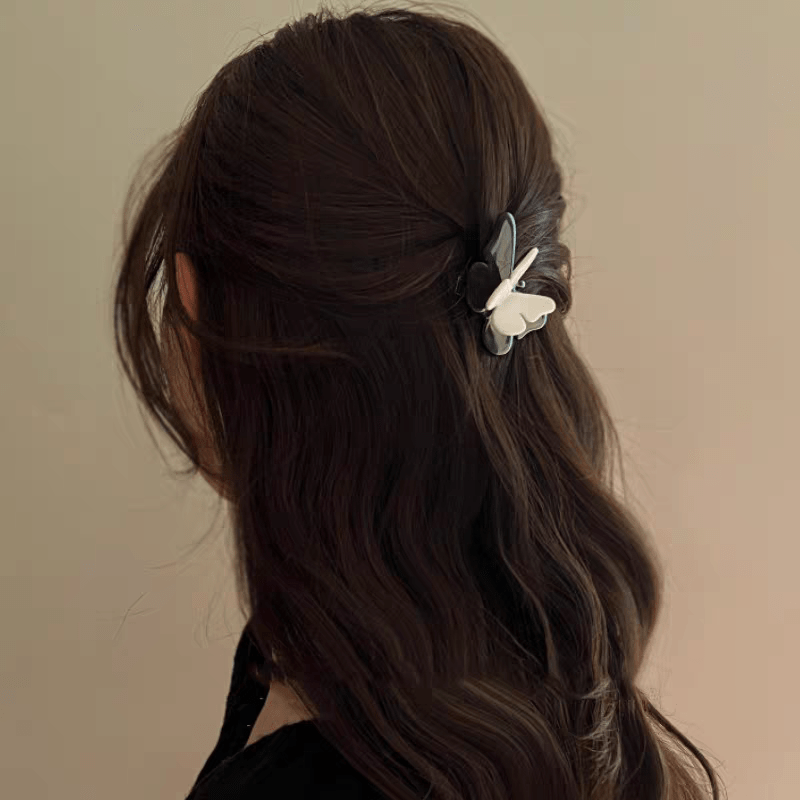 Chic Duo Butterfly Hair Clip - ArtGalleryZen