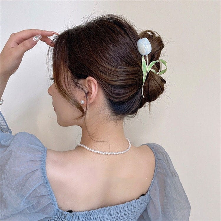 Chic Enamel Tulip Chignon Claw Clip Hair Clip - ArtGalleryZen