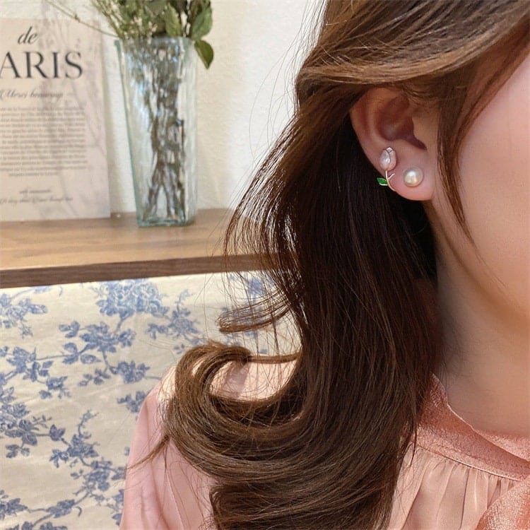 Chic Enamel Tulip Pearl Earrings - ArtGalleryZen