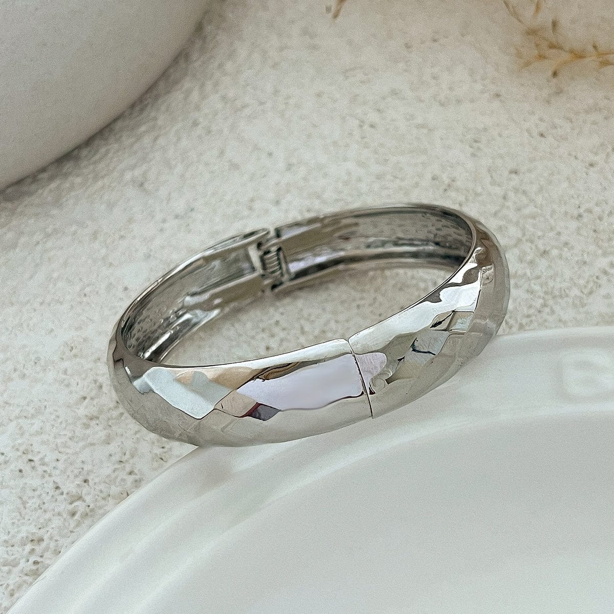 Chic Gold Silver Plated Cut Surface Bangle Bracelet - ArtGalleryZen