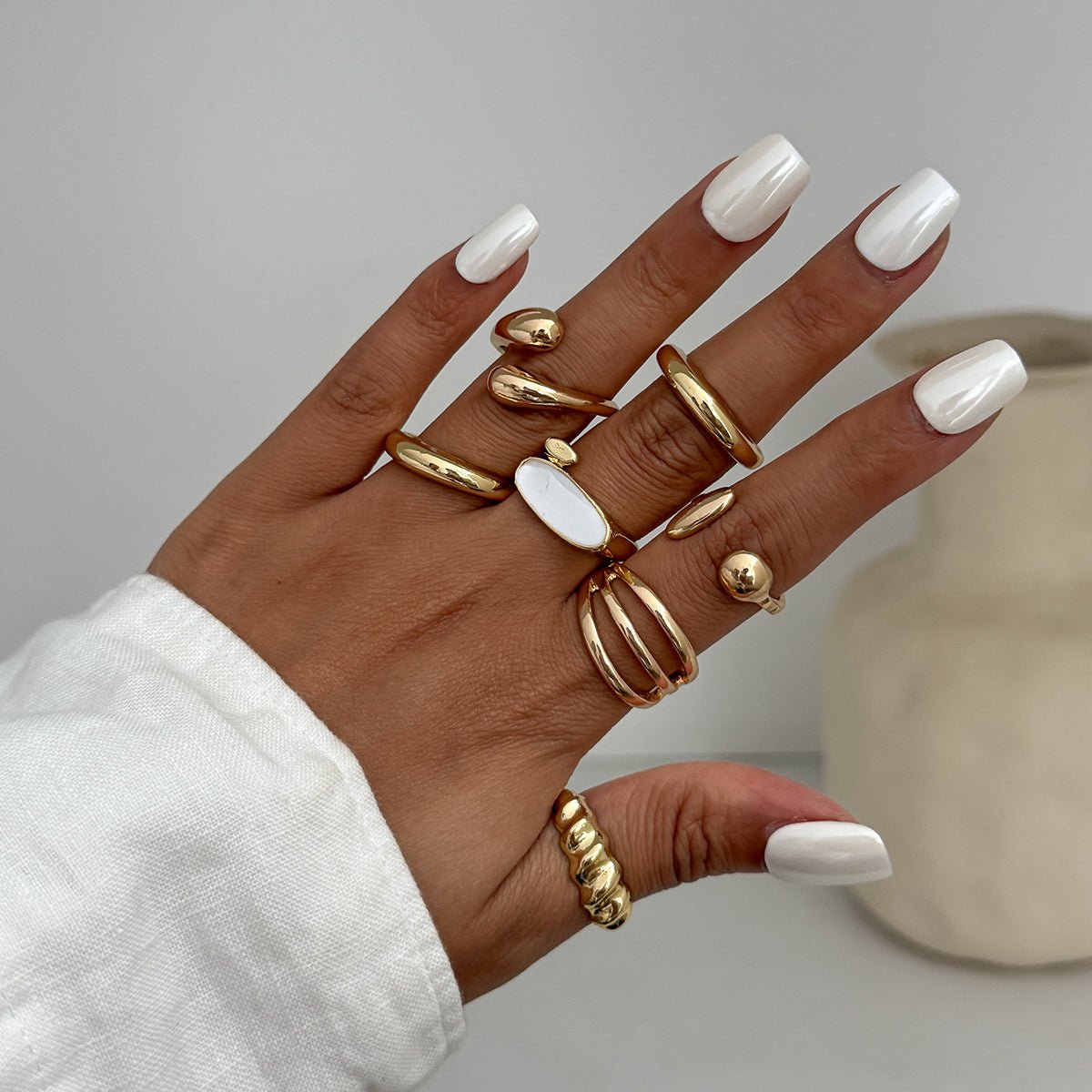 Chic Gold Silver Plated Waterdrop Hollow Enamel Ring Set - ArtGalleryZen
