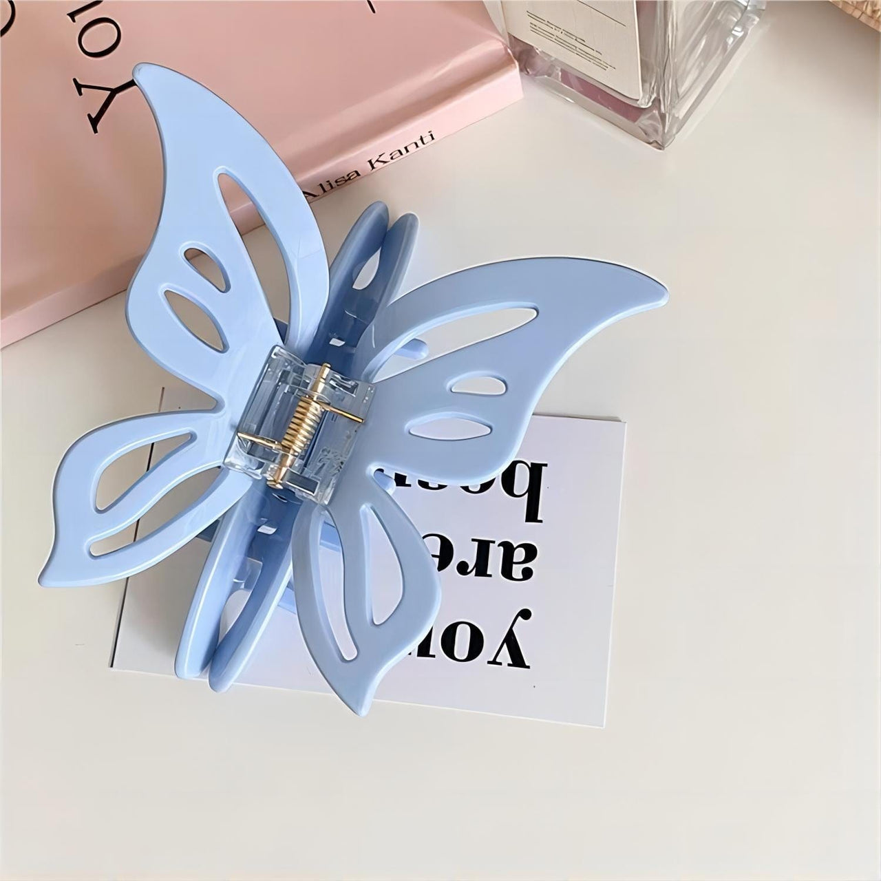Chic Hollowed-out Butterfly Chignon Claw Clip Hair Clip - ArtGalleryZen