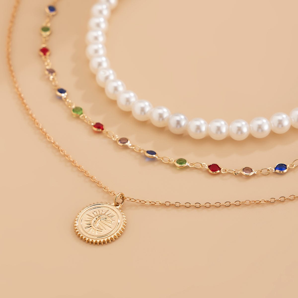 Chic Layered Relief Round Disk Pendant Crystal Pearl Chain Necklace Set - ArtGalleryZen