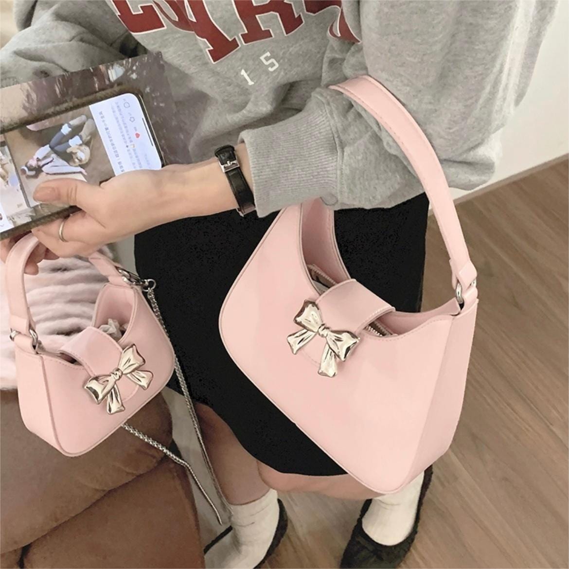 Chic Metallic Bowknot Leather Shoulder Crossbody Bag - ArtGalleryZen