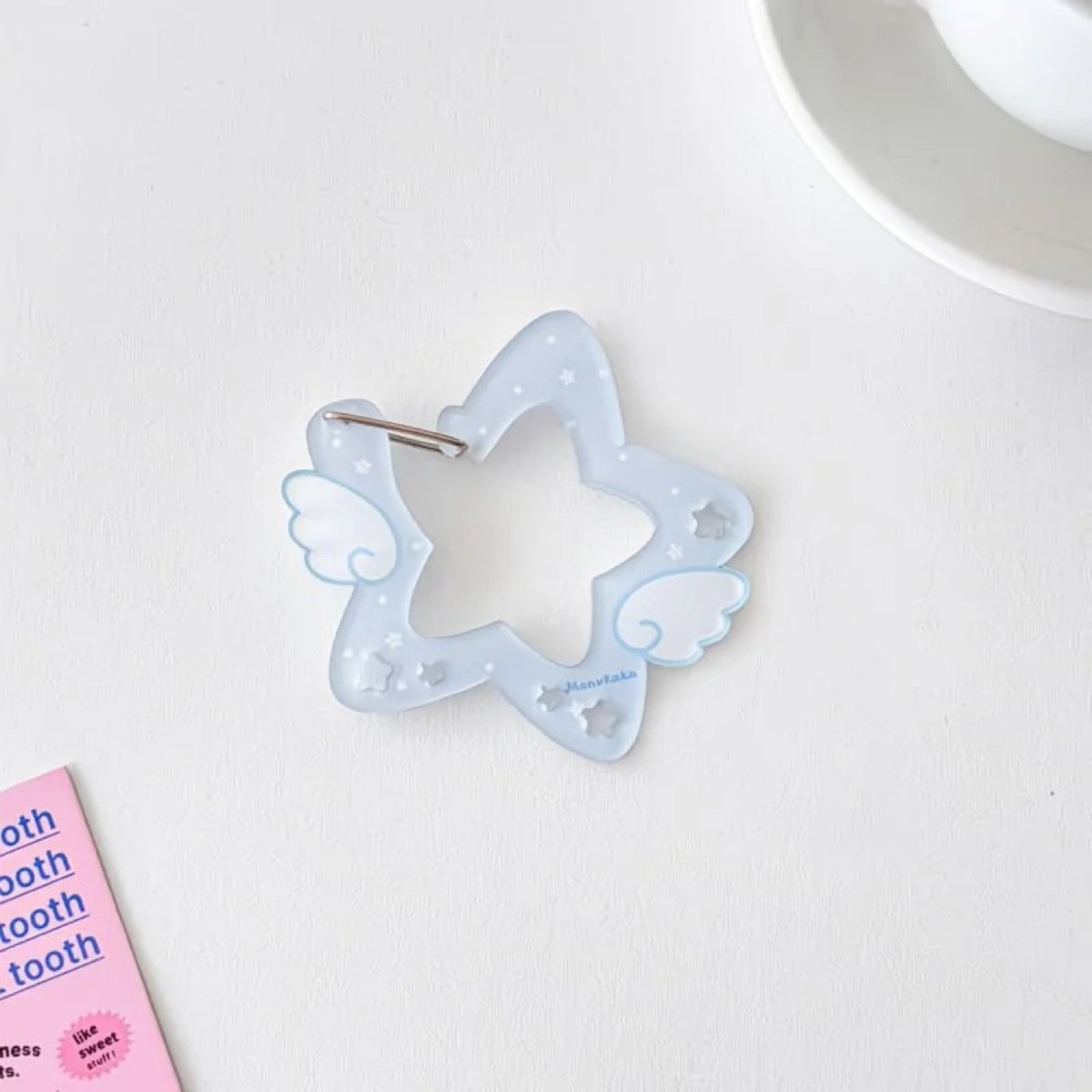 Chic Star Angel Wing Kpop Acrylic Keychain Carabiner - ArtGalleryZen