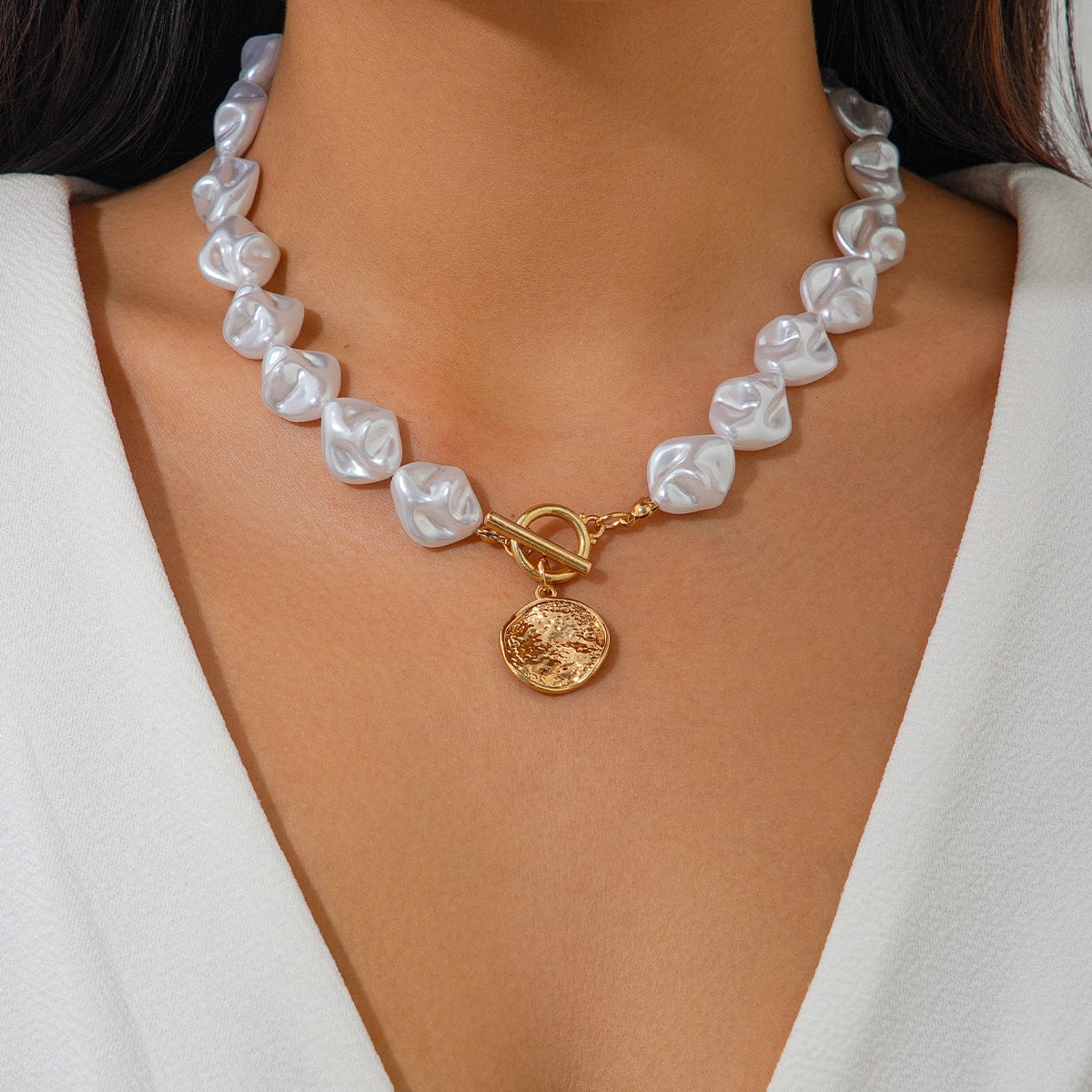 Chic Toggle Clasp Textured Round Disk Pendant Irregular Pearl Chain Necklace Bracelet - ArtGalleryZen
