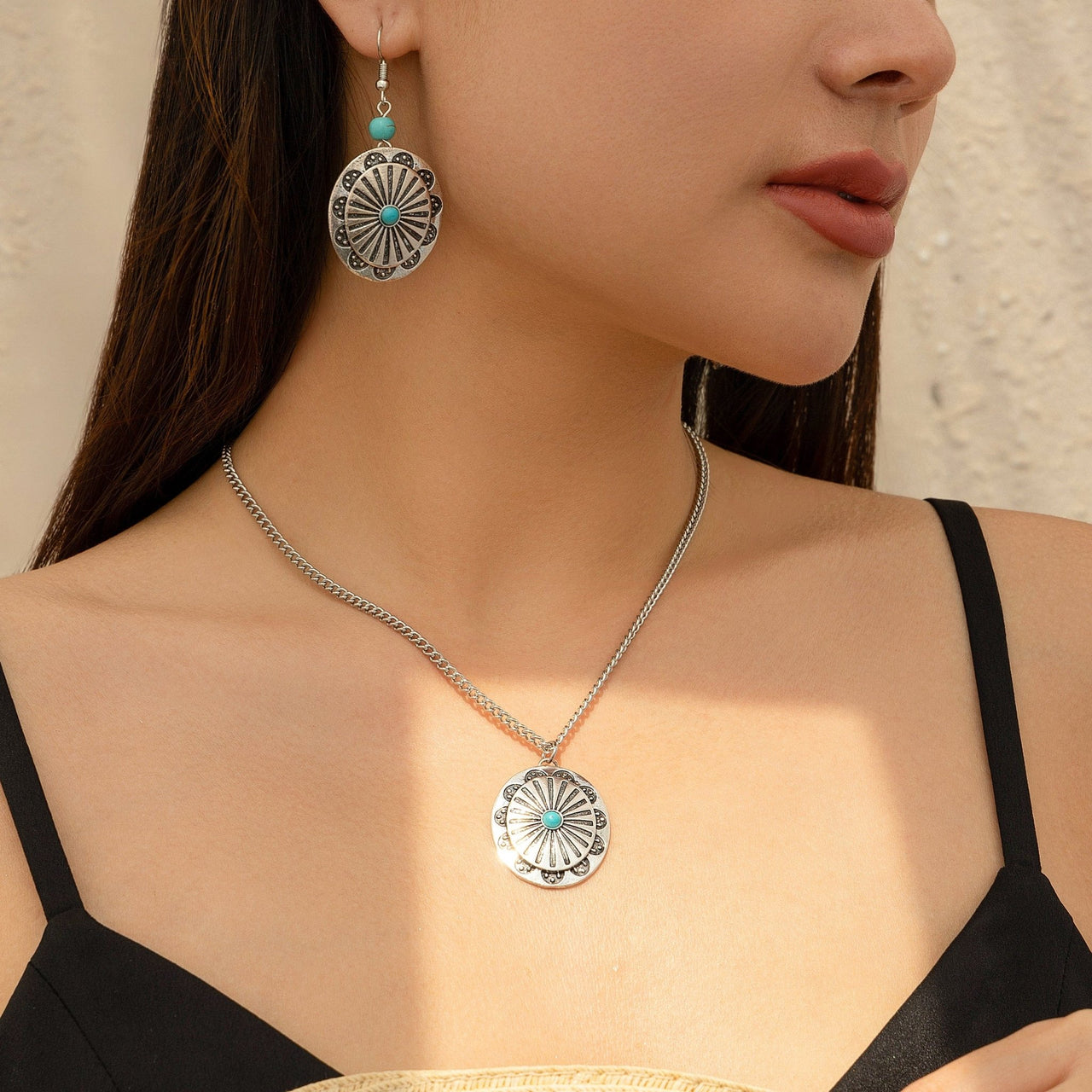 Chic Turquoise Inlaid Carved Sunflower Pendant Necklace Earrings Set - ArtGalleryZen