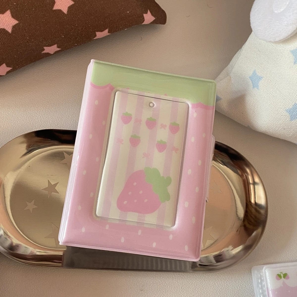 Chocolate Strawberry Heart Kpop 3 Inch Mini Photocard Album - ArtGalleryZen