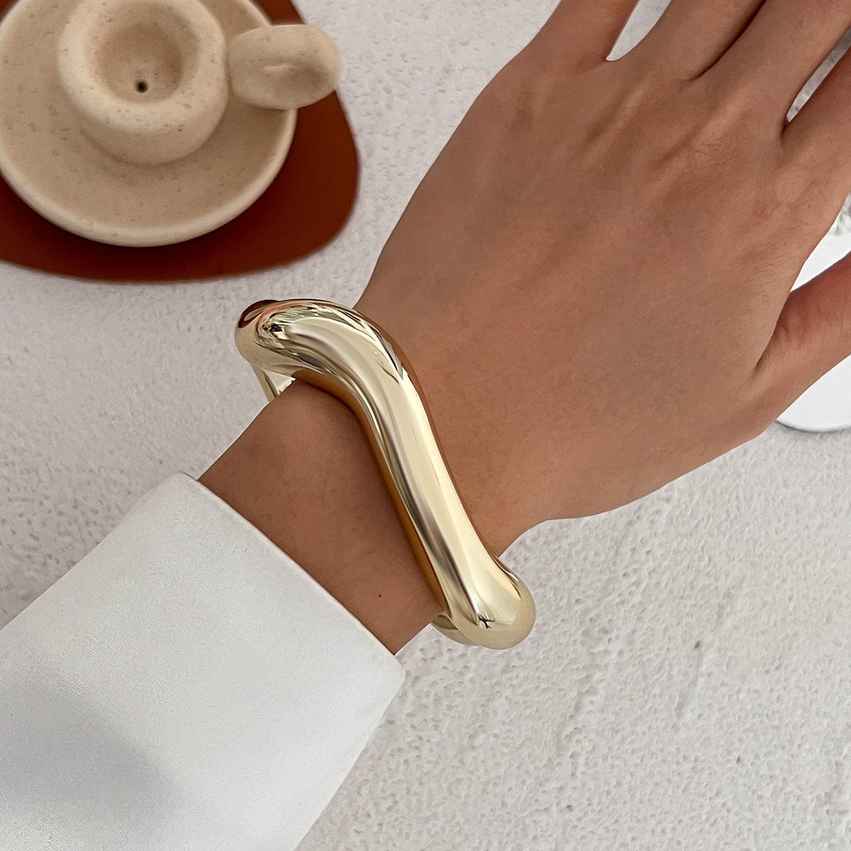Classic Gold Silver Plated Glossy Wave Bangle Bracelet - ArtGalleryZen