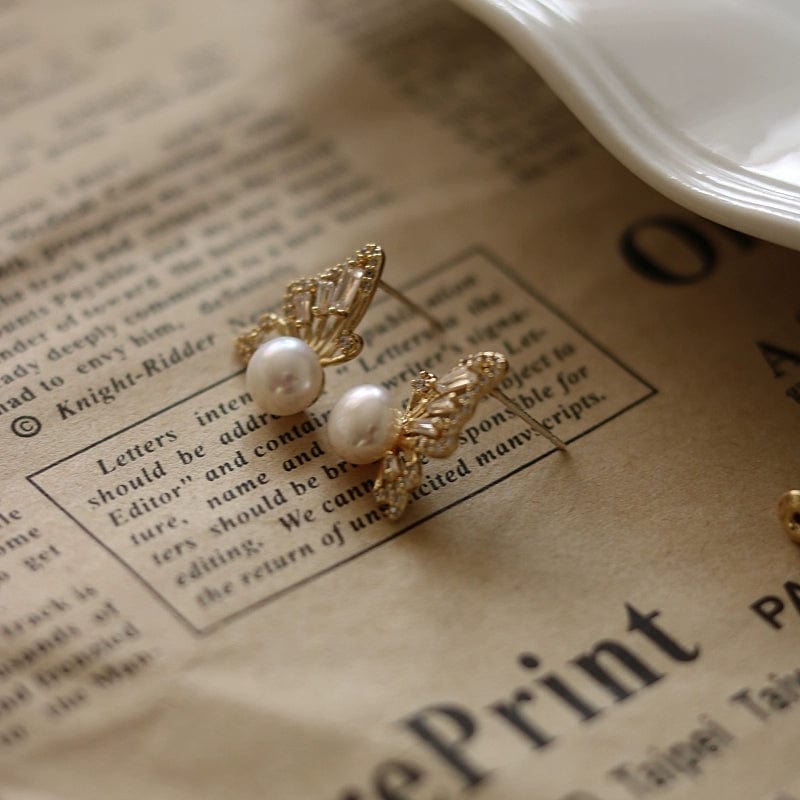 Crystal Butterfly Pearl Earrings - ArtGalleryZen