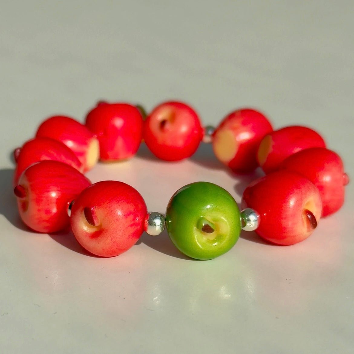 Cute Apple Beaded Bracelet - ArtGalleryZen