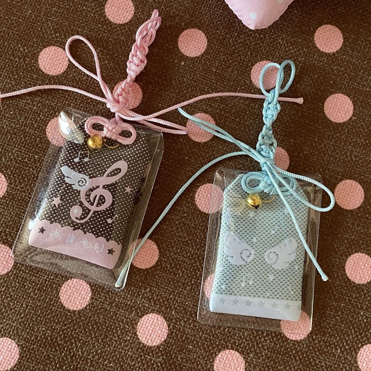 Cute Embroidery Musical Note Angel Wing Lucky Amulet Keychain - ArtGalleryZen