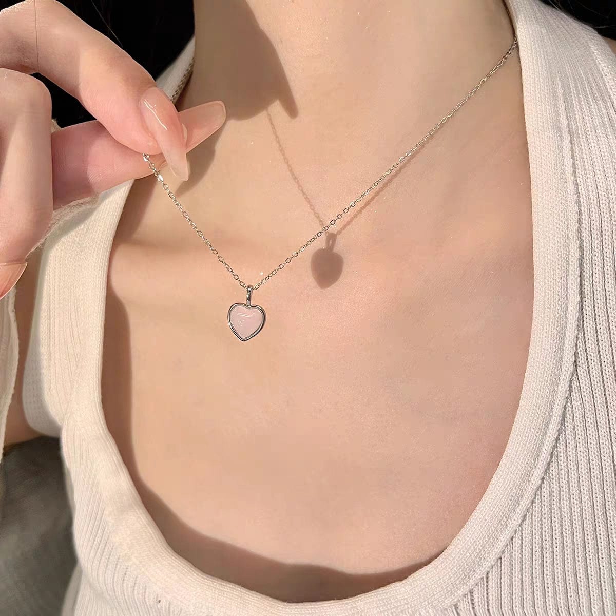 Dainty S925 Silver Pink Opal Heart Necklace - ArtGalleryZen