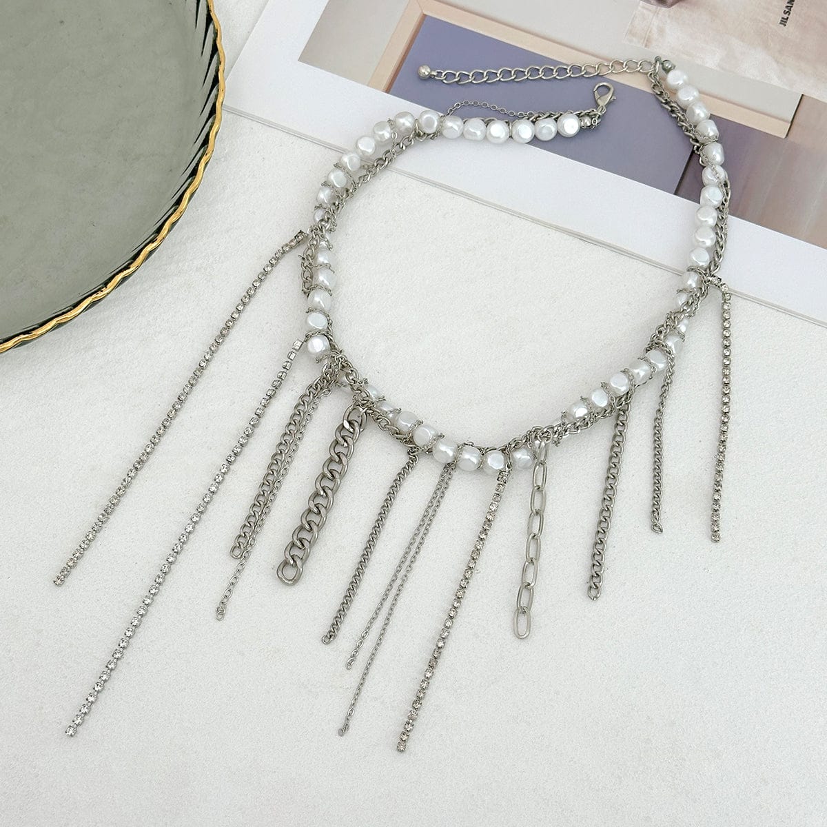 Elegant Box Curb Chain Tassel Pearl Choker Necklace - ArtGalleryZen