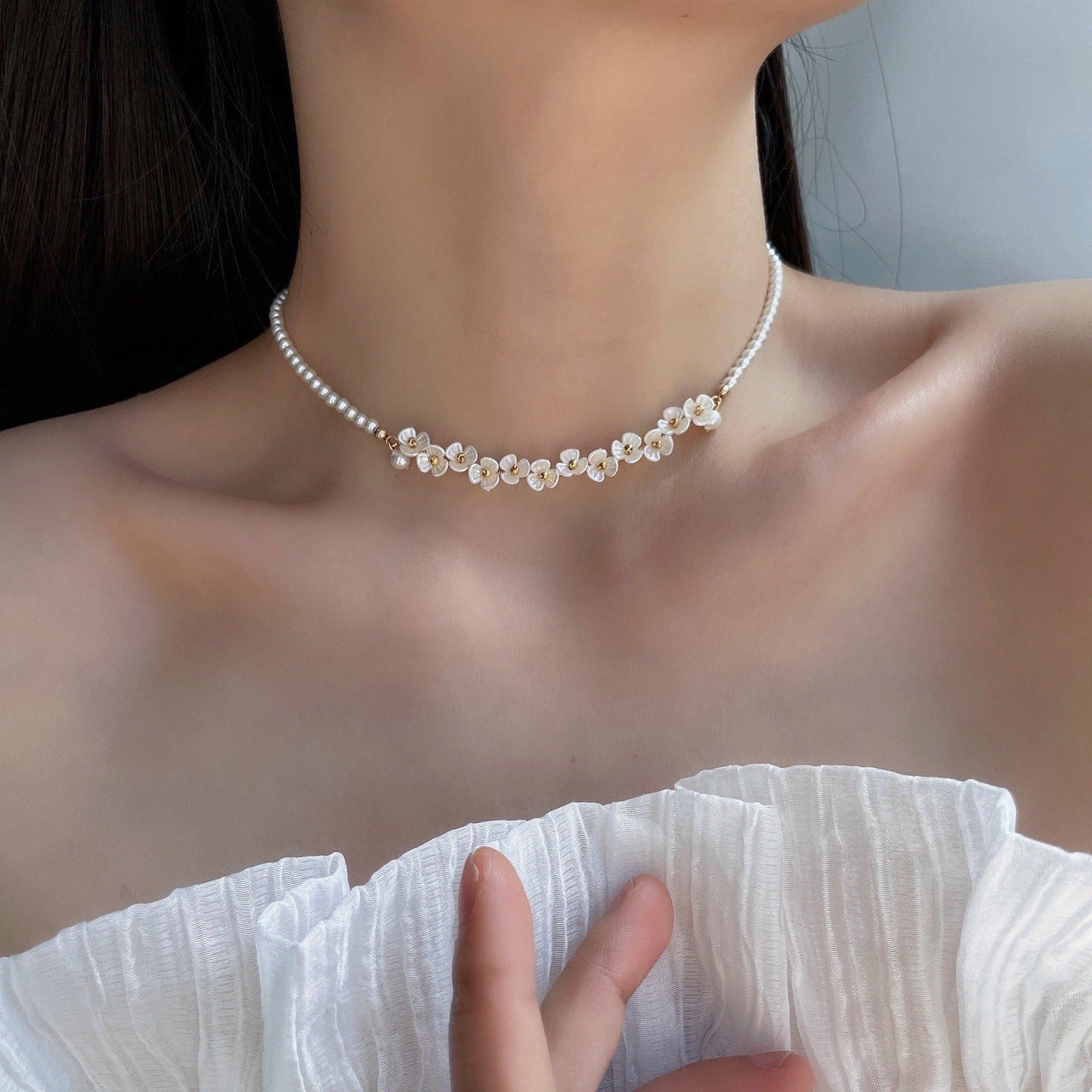 Elegant Flower Pearl Beaded Chain Necklace - ArtGalleryZen