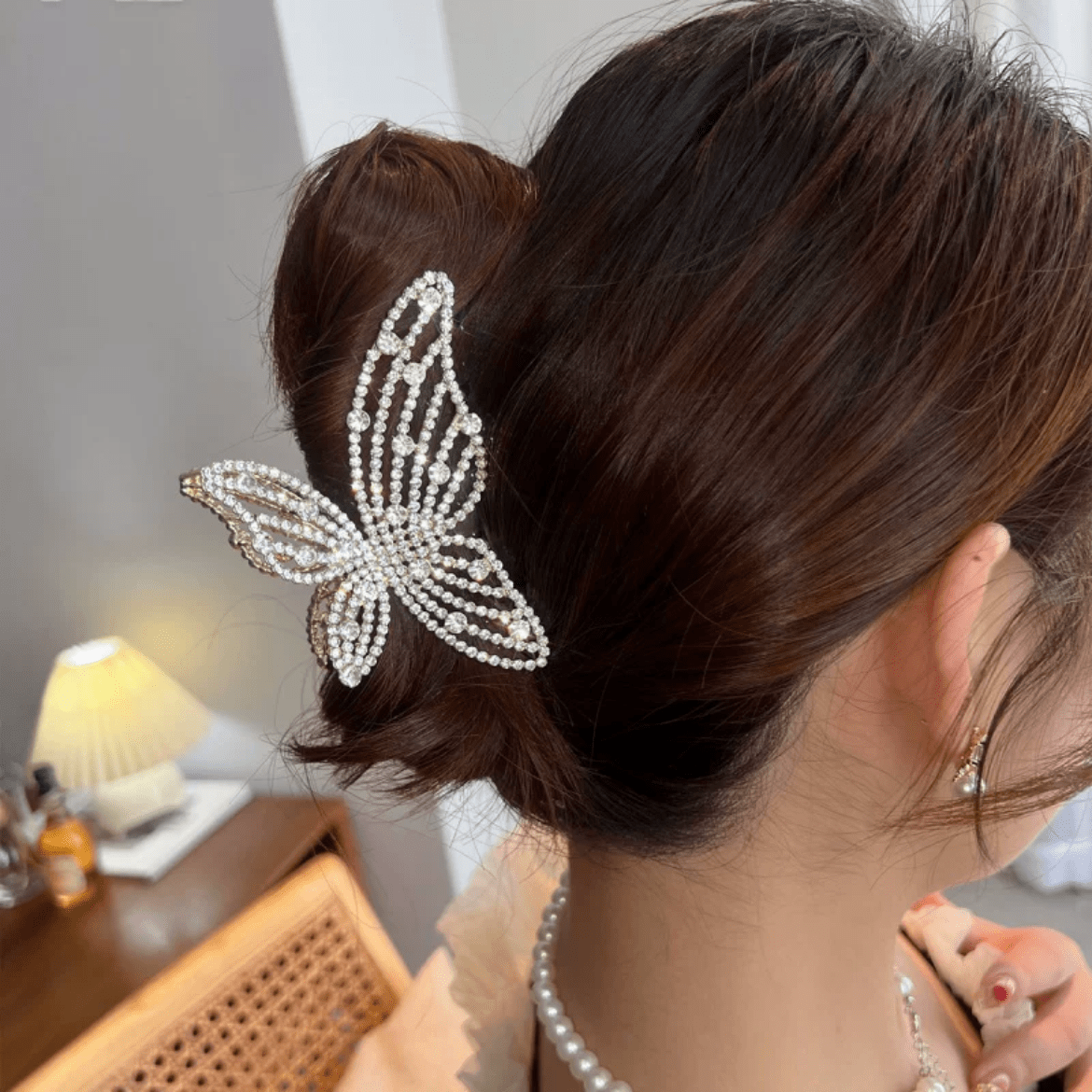 Elegant Rhinestone Pearl Inlaid Butterfly Chignon Claw Clip Hair Clip - ArtGalleryZen