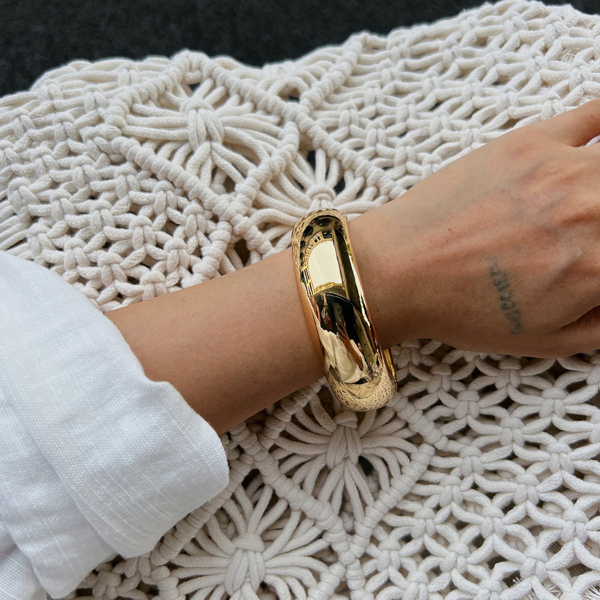 Geometric Chunky Glossy Bangle Bracelet Set - ArtGalleryZen