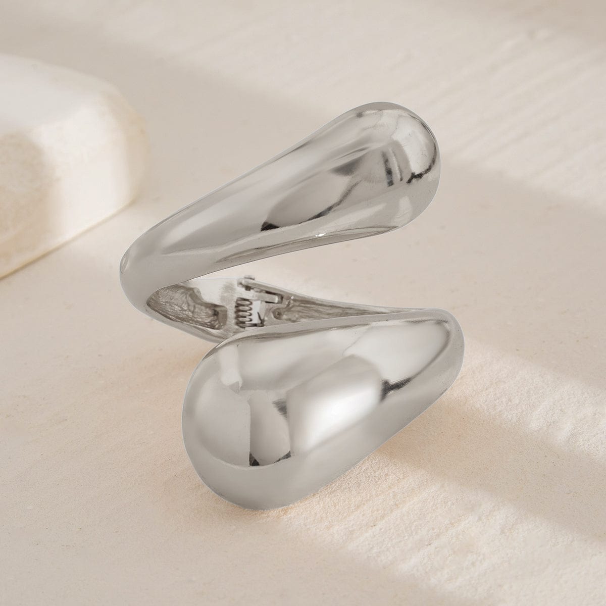 Geometric Chunky Gold Silver Plated Glossy Open Bangle Bracelet - ArtGalleryZen