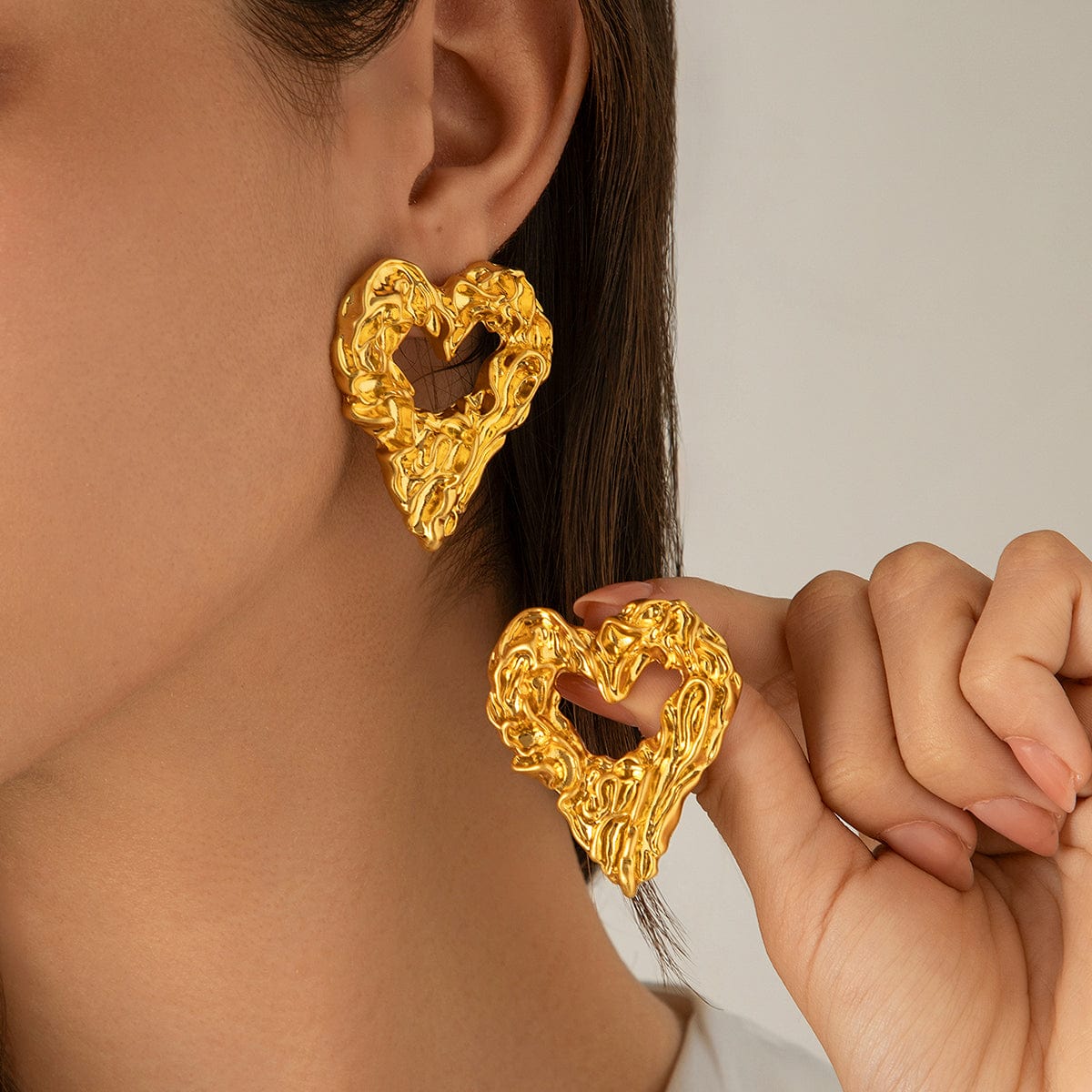 Geometric Chunky Textured Hollow Heart Earrings - ArtGalleryZen