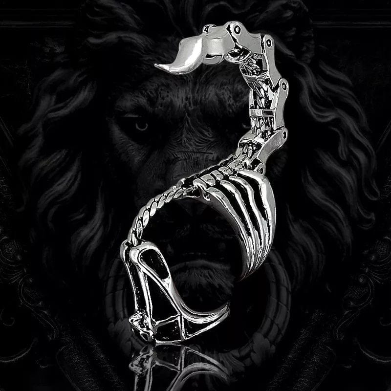 Gothic Dark Nail Finger Armor Movable Scorpion Ring - ArtGalleryZen