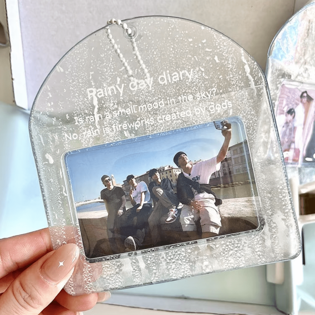 Lucky Clover Rainy Day Kpop Keychain Horizontal Photocard Holder - ArtGalleryZen
