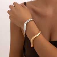 Thumbnail for Minimalist 2Pcs Glossy Curved Open Bangle Bracelet Set - ArtGalleryZen