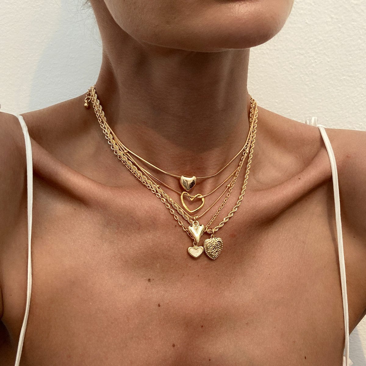 Minimalist 5pcs Relief Hollow Heart Pendant Rope Saturn Chain Necklace Set - ArtGalleryZen