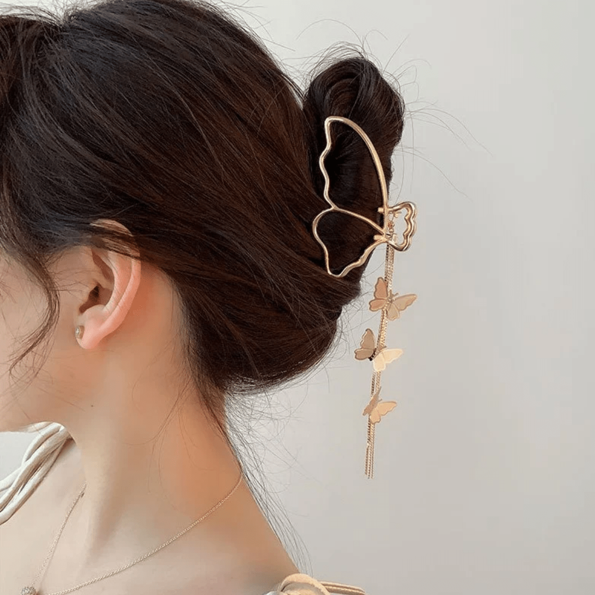 Minimalist Butterfly Chain Tassel Chignon Claw Clip Hair Clip - ArtGalleryZen