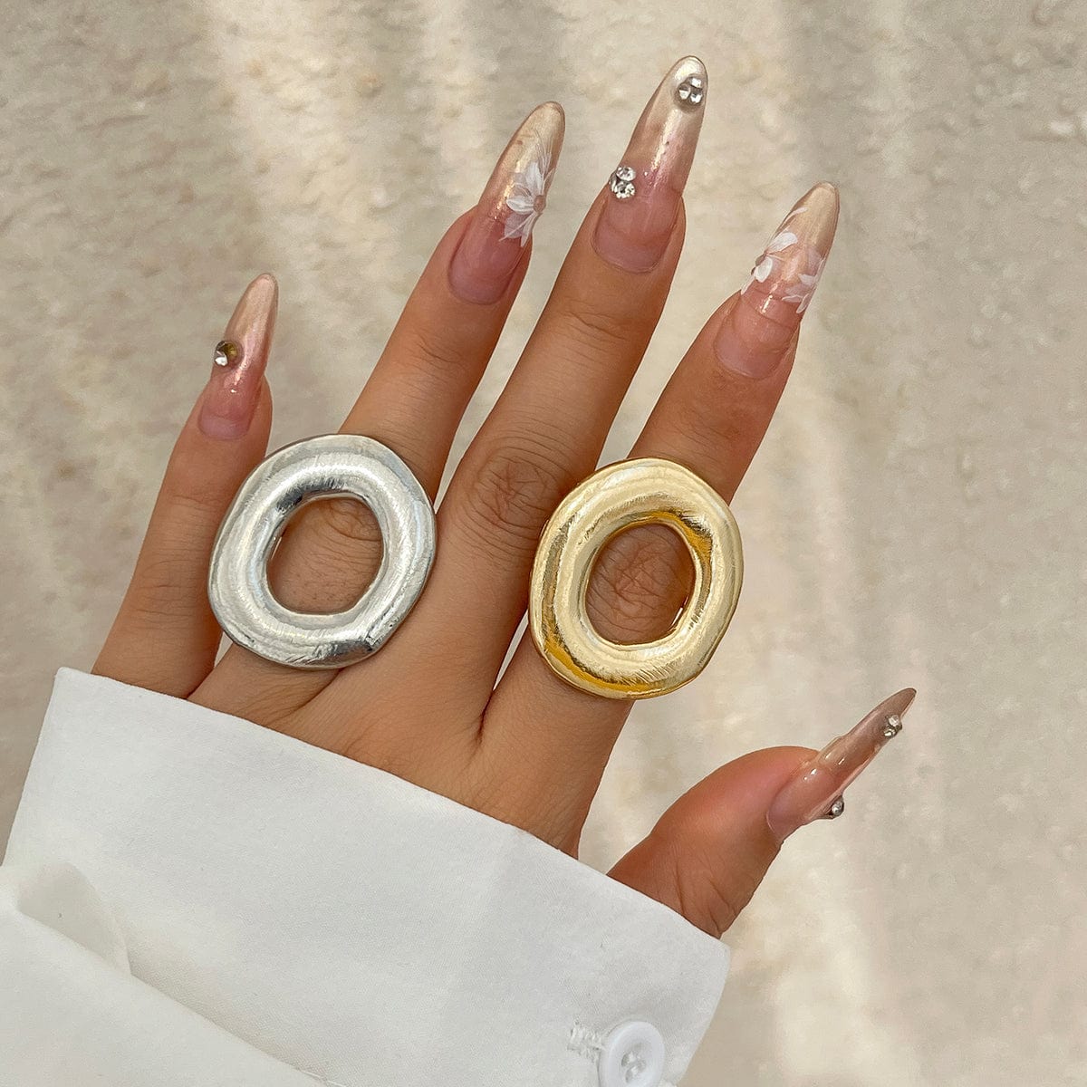 Minimalist Chunky Gold Silver Tone O Shaped Ring - ArtGalleryZen