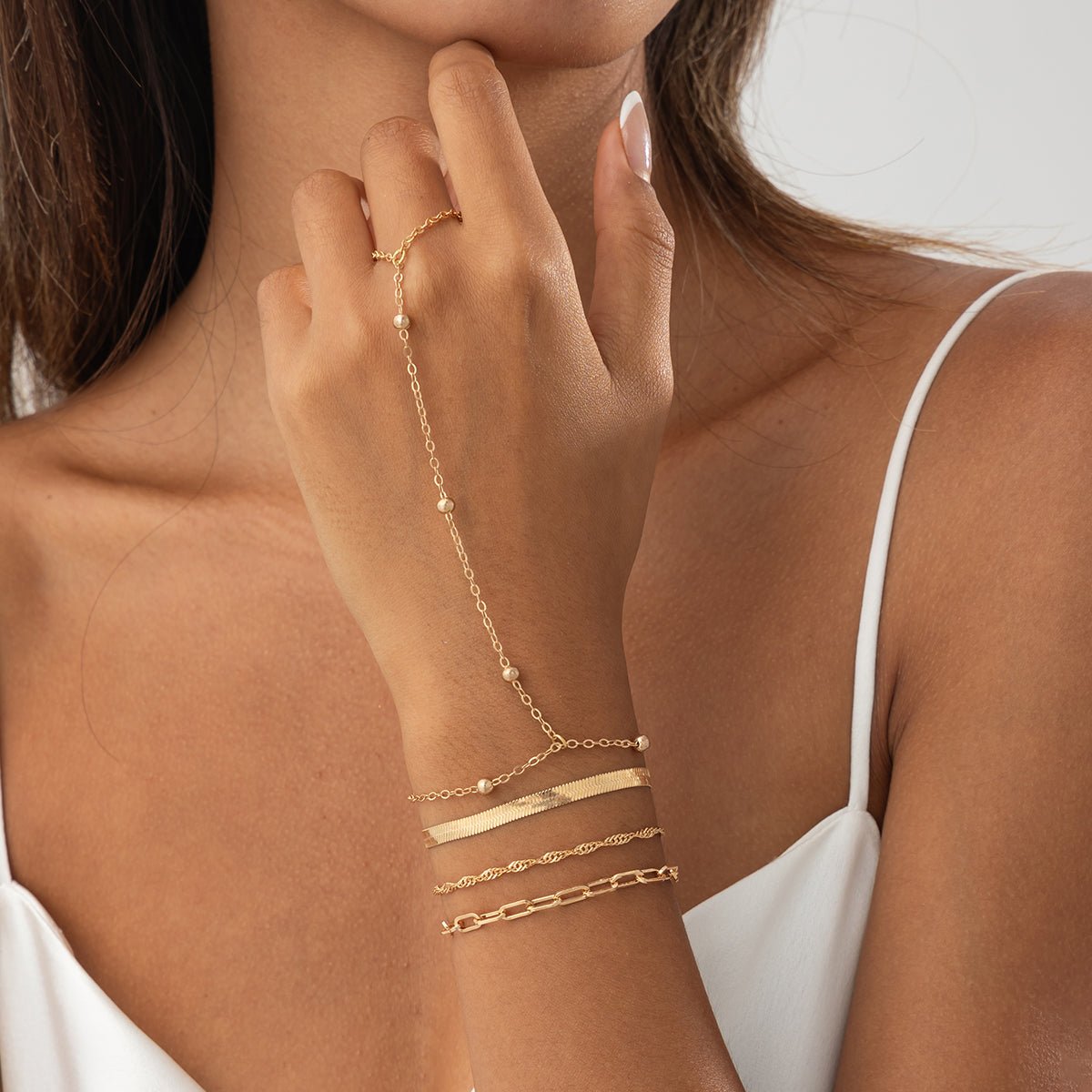 Stylish 4pcs Herringbone Saturn Chain Finger Ring Bracelet Set - ArtGalleryZen