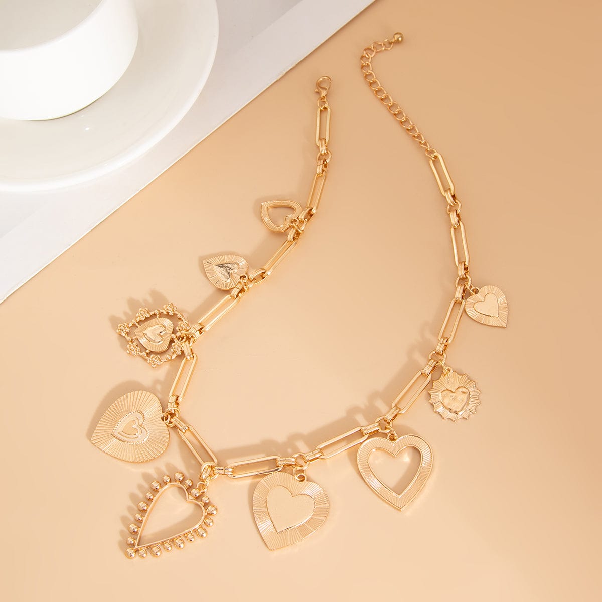 Stylish Chunky Irregular Heart Tassel Necklace - ArtGalleryZen