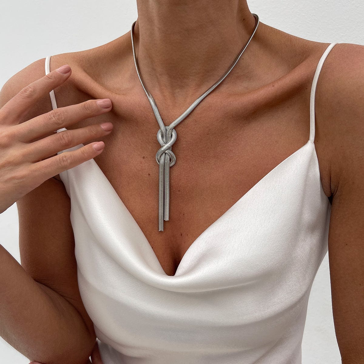 Stylish Gold Silver Tone Knotted Snake Chain Y Necklace - ArtGalleryZen