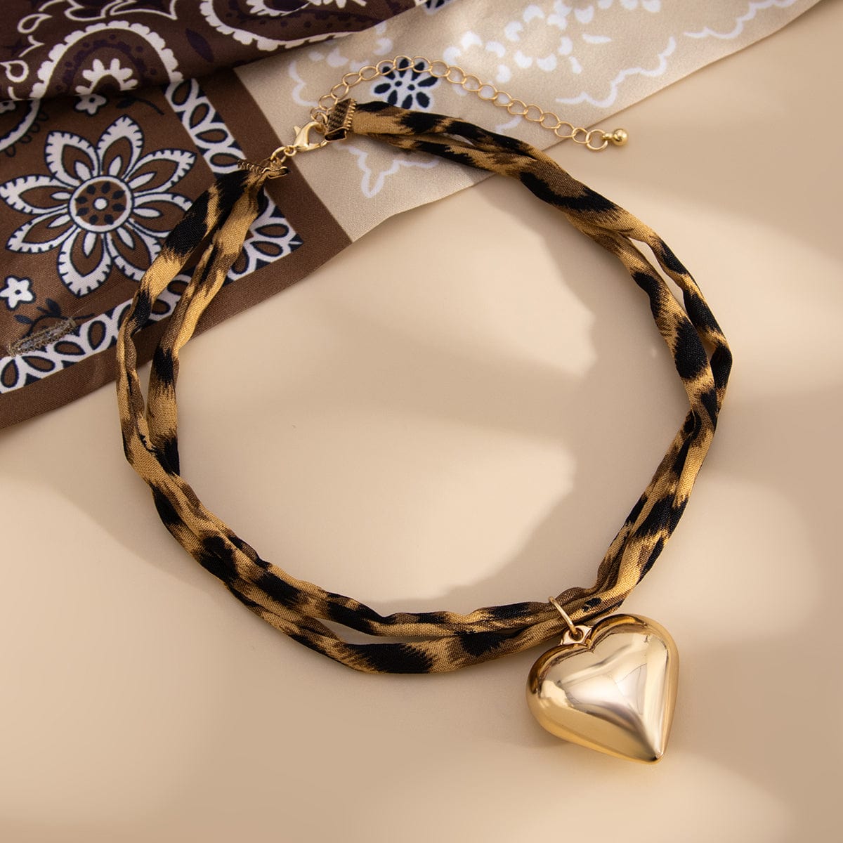 Trendy Heart Pendant Leopard Choker Necklace - ArtGalleryZen