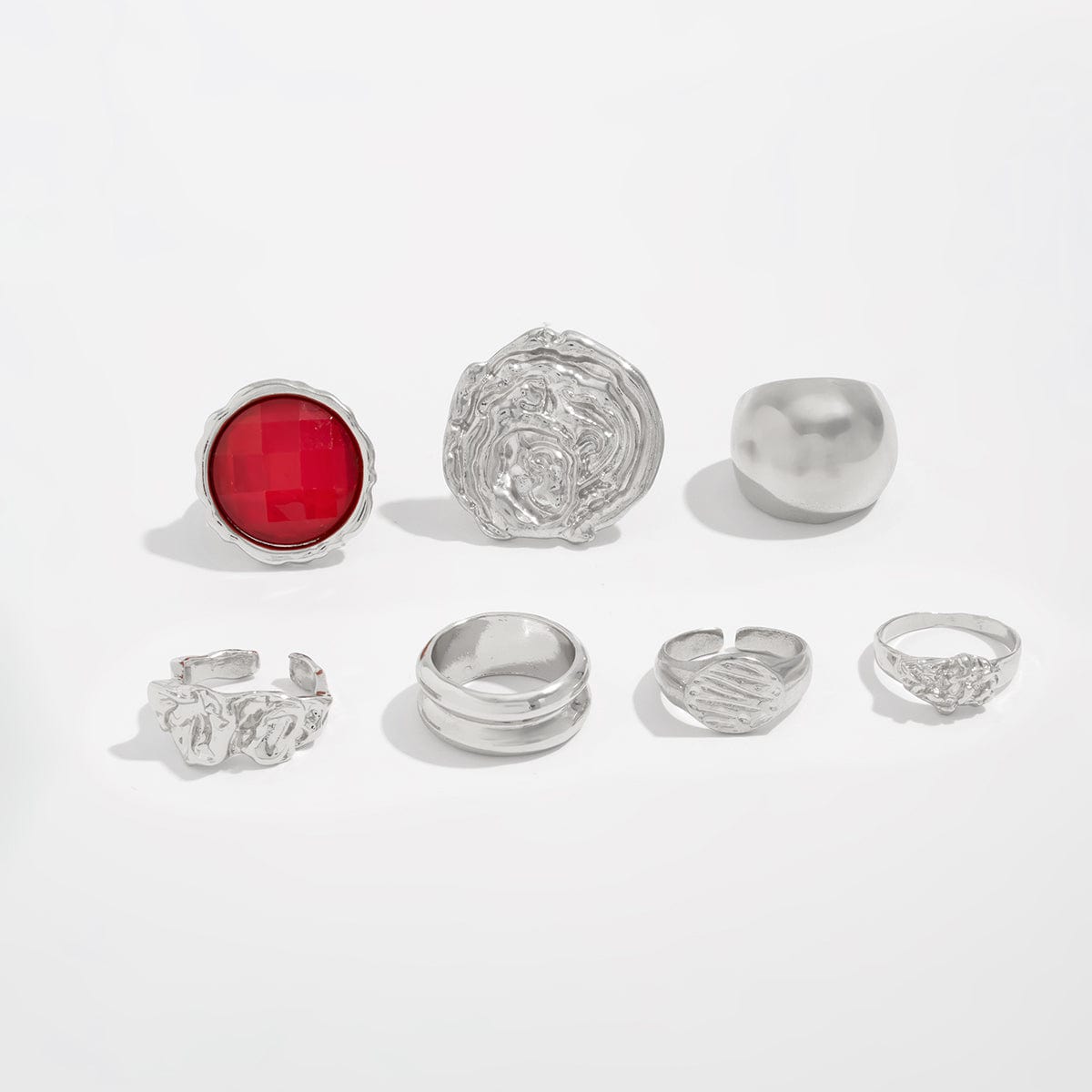 Vintage 7pcs Chunky Crystal Inlaid Pleated Ring Set - ArtGalleryZen