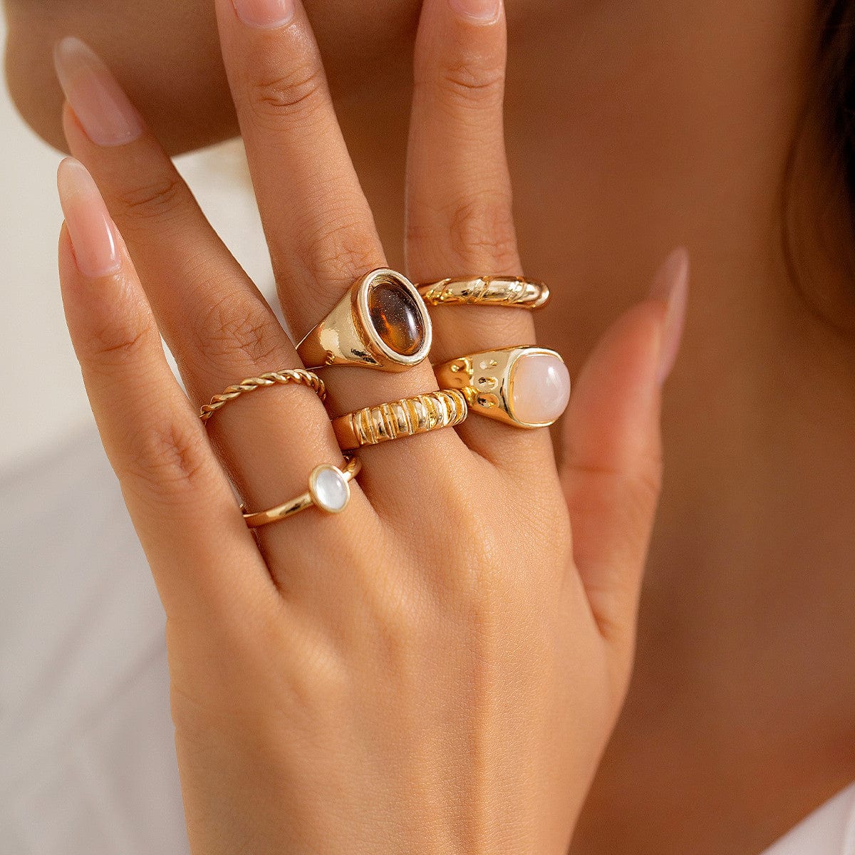 Vintage Gold Plated Crystal Inlaid Twisted Ring Set - ArtGalleryZen
